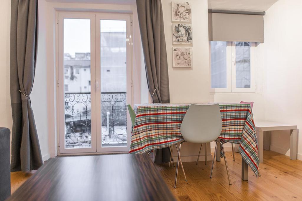 Apartamento Martires Da Patria Lisabona Exterior foto